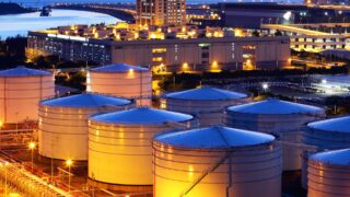 Увеличение запасов нефти в США превзошло прогнозы