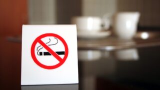 В каком возрасте лучше всего отказаться от курения?