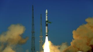 В Китае успешно провели испытания многоразовой ракеты