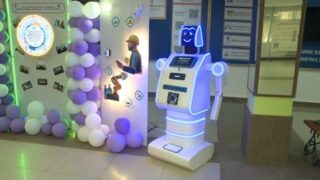 В колледже в Актобе создали робот-помощника
