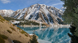 В окрестностях Большого Алматинского озера сошло 12 лавин