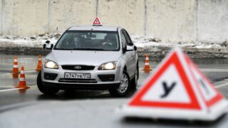 В Шымкенте попытались сдать на права в футболке с видеокамерой