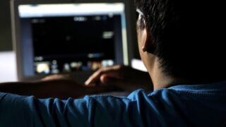 Житель Астаны отдал вымогателю более 3 млн тенге