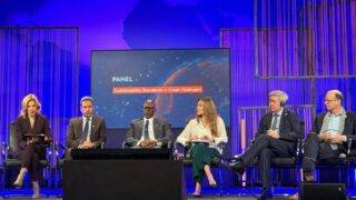 Германия заинтересована продолжать закупать казахстанскую нефть