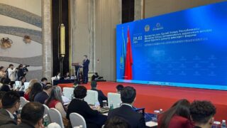 Казахстан и СУАР укрепляют сотрудничество в туризме