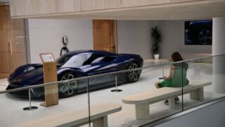 Китайский производитель электромобилей Nio произвел 40 миллионов замен батарей