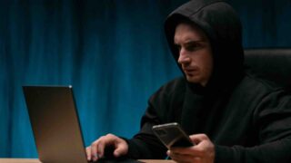 В Казахстане участились телефонные мошенничества: как обманывают людей