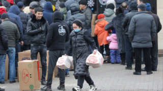 За месяц казахстанцев стало больше на 20 тысяч