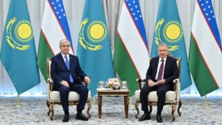 Токаев поблагодарил Мирзиёева и узбекский народ