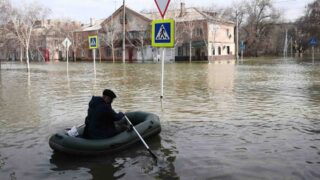 Паводки идут в сторону Казахстана со стороны Оренбурга по реке Урал