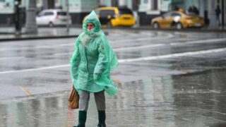 Штормовое предупреждение введено в Астане и 14 областях Казахстана