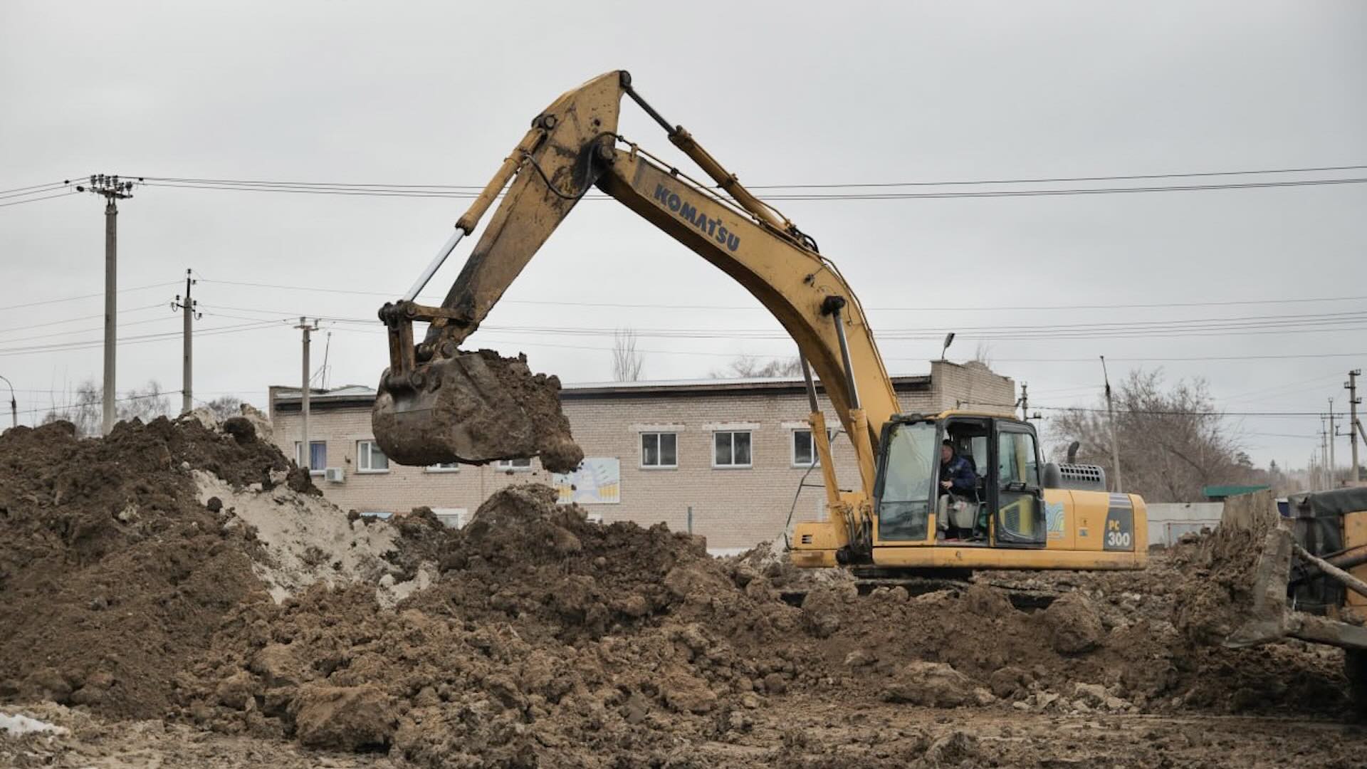 В СКО вокруг насосной станции, обеспечивающей Петропавловск водой,  построили дамбу