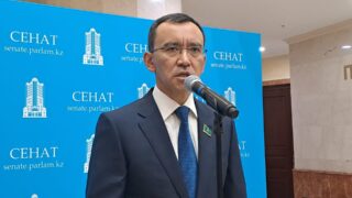 Это большая трагедия: спикер сената Казахстана о ситуации в Украине