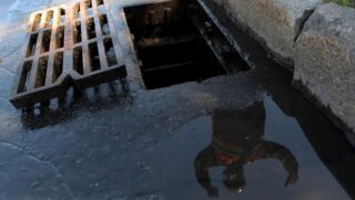 Когда решат проблему с ливнеками – ответ акима Жениса Касымбека