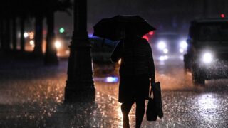 В двух мегаполисах Казахстана ожидается дожди и грозы