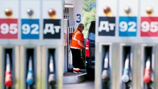 Казахстан снова начал экспорт бензина АИ-95