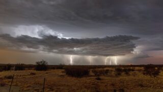 Сразу в 14 областях Казахстана объявлено штормовое предупреждение