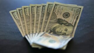 Нацбанк Казахстана прокомментировал жалобы на банки и обменники
