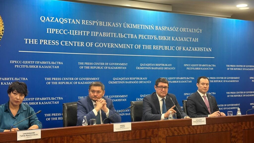 Саясат Нурбек рассказывает об аналоге ChatGPT