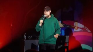 В Астане арестовали известного стендап-комика Александра Меркуля