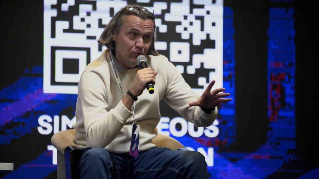 Серей Коптик.