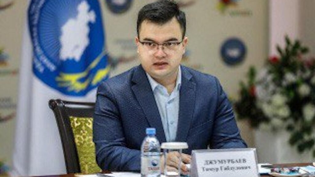 Тимур Джумурбаев.