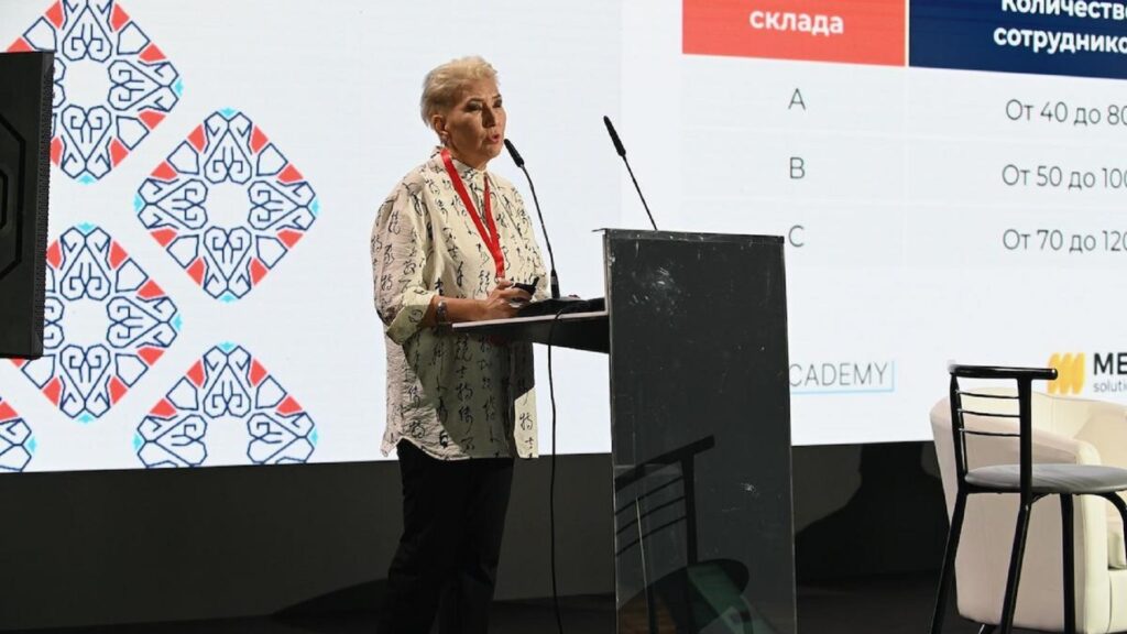 Алия Токмурзина.