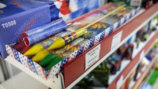 Запрет на продажу пиротехники гражданским предлагают ввести в Казахстане