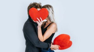 С 19 февраля 2025 этот знак Зодиака утонет в любви — звёзды сделали свой выбор