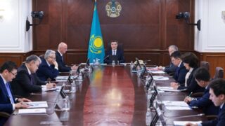 Бектенов поручил ускорить цифровизацию в строительстве