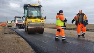 В Казахстане стартовал масштабный сезон дорожных работ: что изменится