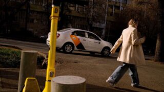В Яндекс Такси опровергли информацию о запрете Chevrolet Cobalt