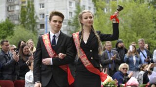 Будут ли рейды по поводу сбора денег на выпускные – ответ Минпросвещения