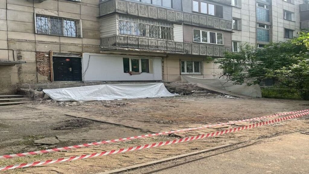 Незаконная постройка снесена