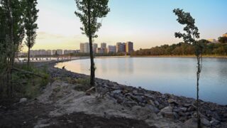 Сайран официально признан опасным: в Алматы назвали водоемы, где нельзя купаться