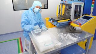 В Алматы открылся новый завод по производству медицинских изделий