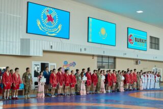 Впервые в Туркестане проходит чемпионат Национальной гвардии по самбо