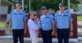 Военнослужащие Национальной гвардии нашли пропавшего ребёнка и вернули его родителям
