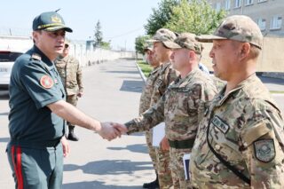 Главнокомандующий Национальной гвардией посетил воинскую часть в Костанае