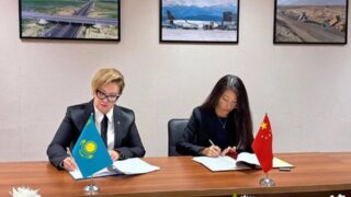 Казахстан договорился с Китаем об авиарейсах в Кульджу и Кашгар