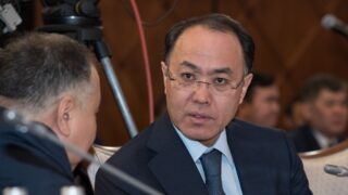 Кайрата Кожамжарова подозревают в превышении полномочий и отмывании денег