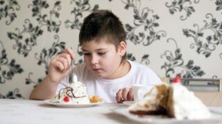 К 2035 году лишний вес могут иметь почти 2 миллиона детей