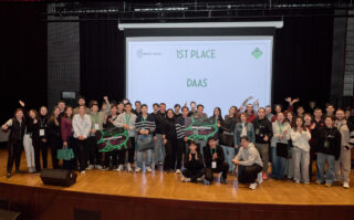 Казахстанский Zaman Bank дал студентам свыше 3 млн тенге. За что?