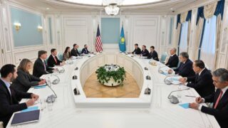Президент Казахстана обсудил партнёрство с представителями США