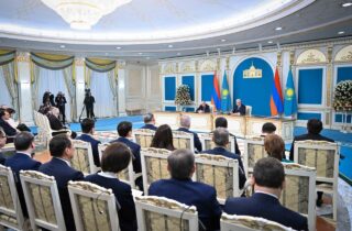 Касым-Жомарт Токаев: «В Армению была доставлена первая партия казахстанской пшеницы в размере 1 тыс. тонн»