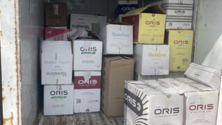 Нелегальный алкоголь и табак: в Алматы пресекли крупный поток контрафакта