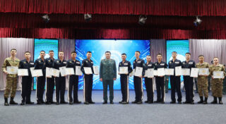 Гвардейцам вручили ещё 400 сертификатов в рамках конкурса «Срочник 2.0»