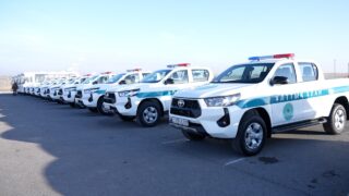 В Караганде гвардейцам вручили ключи от новых служебных автомобилей