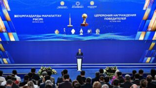 Акул отловим, карасям поможем. Малый и средний бизнес в Казахстане признан стороной общественного договора