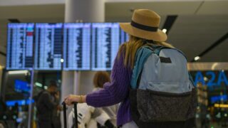 Как обезопасить отдых за границей в новогодний период